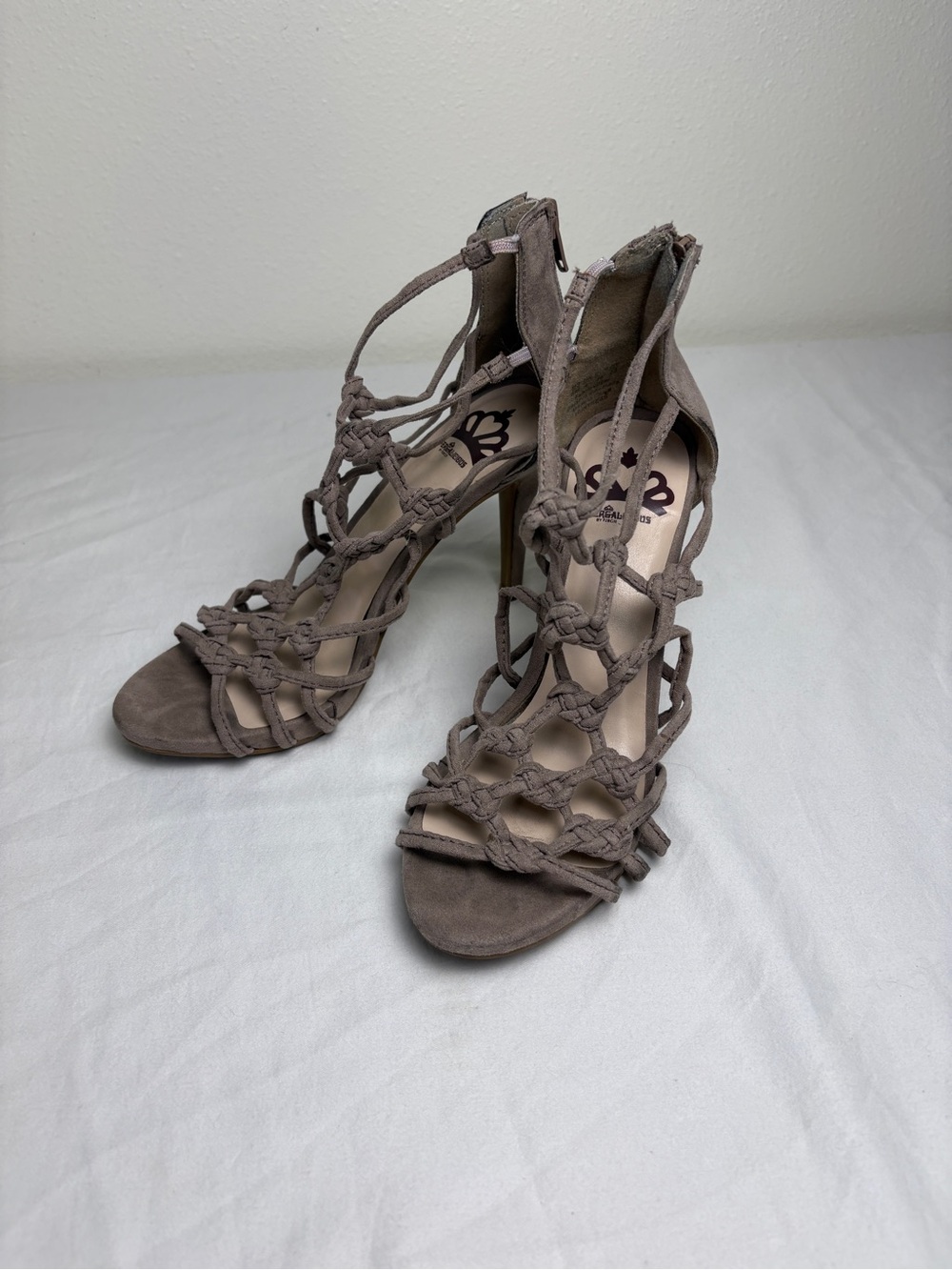 Fergalicious Huntress Taupe Knotted Strappy High Heels Y2K Coquette Indie